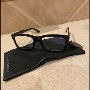 Quay Australia blue light glasses